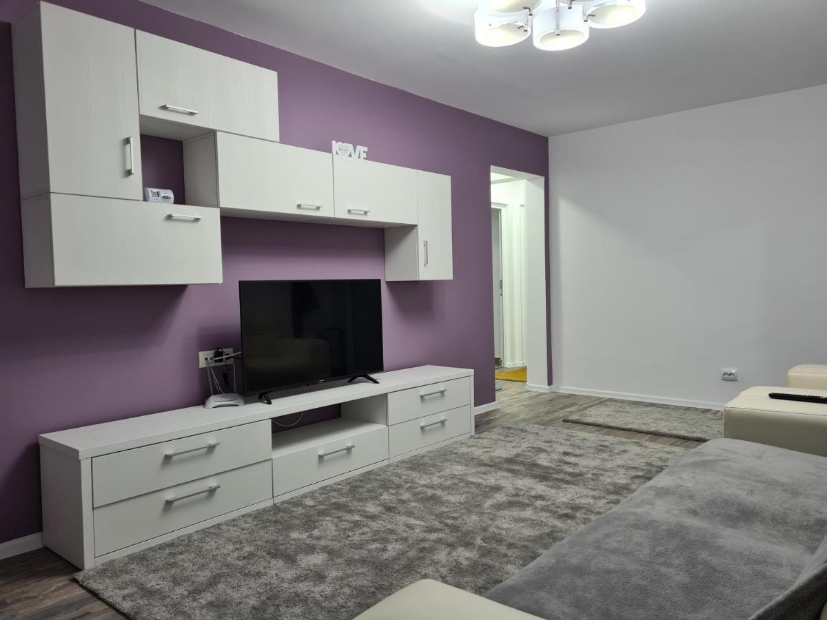 Apartament Terra Appartement Targoviste Buitenkant foto